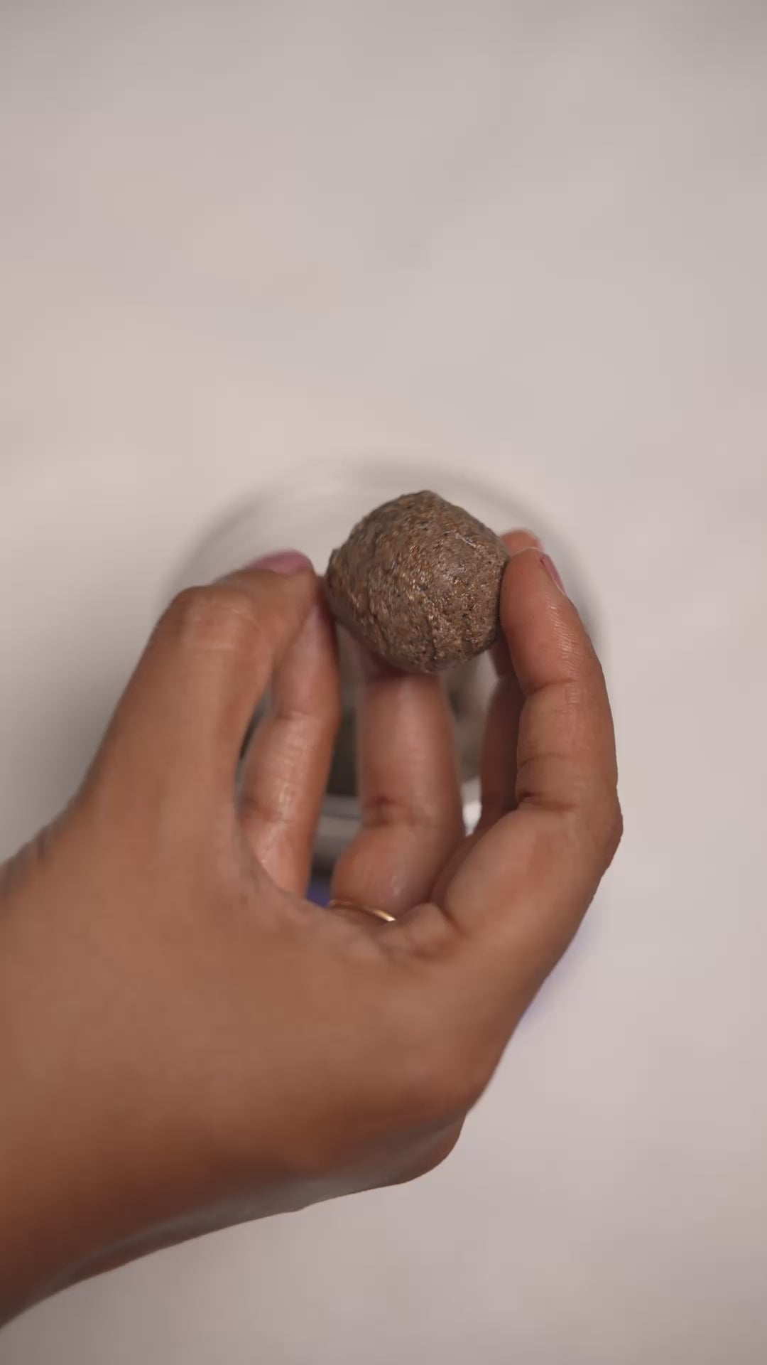 Sesame & Foxtail millet power ladoos